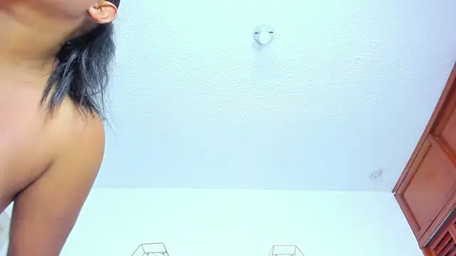 nahomygrey_ webcam
