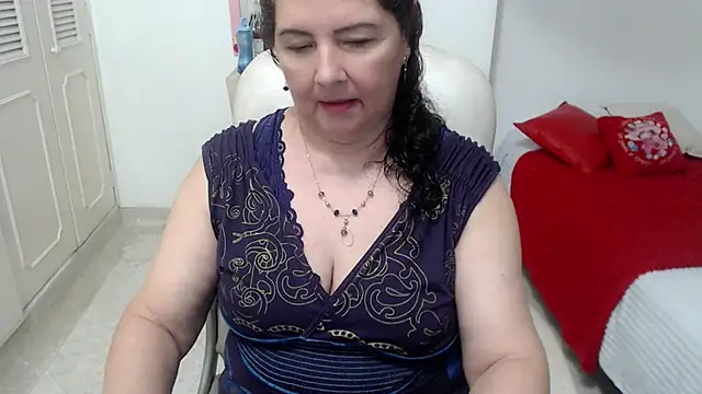 leonela_69 webcam