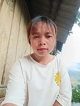 May_Secret webcam