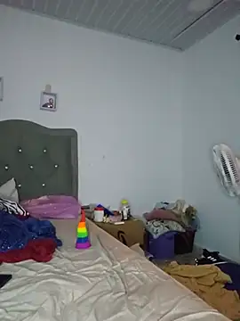 VioletBruces webcam