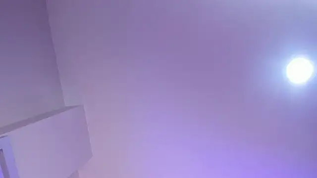 AliceThompsonn_ webcam