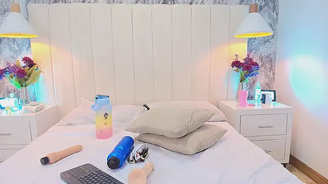 Pocahontas_606 webcam