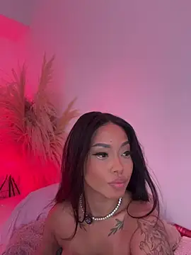 ItsBellaPorch webcam
