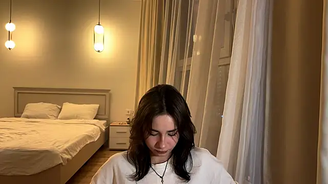 DianneFurna webcam
