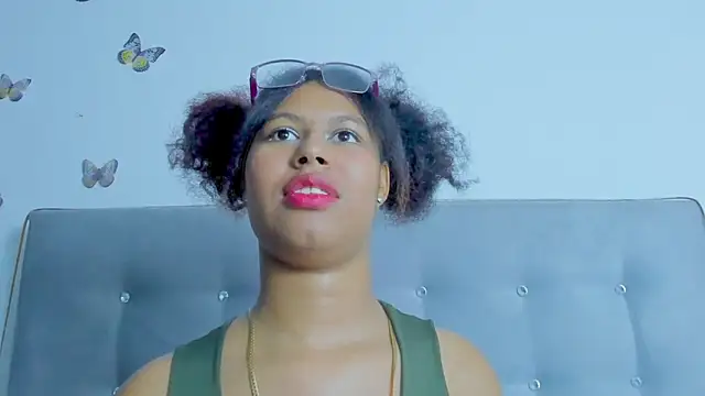 tatianasquirthot webcam