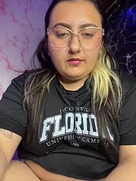 KaroVelvet webcam