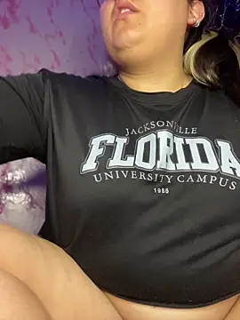 KaroVelvet webcam
