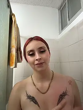 Sophia_LuxxX live cam on StripChat