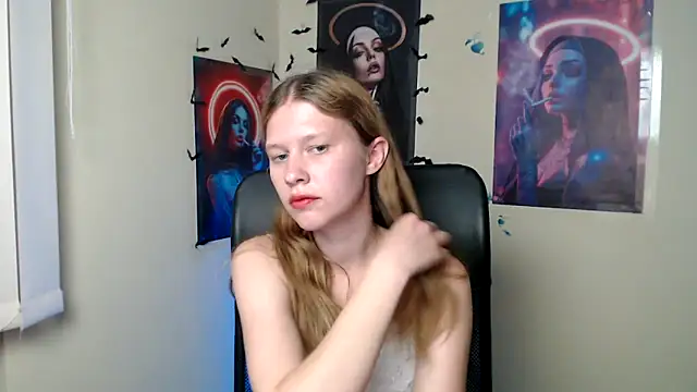StellaCRL live cam on StripChat
