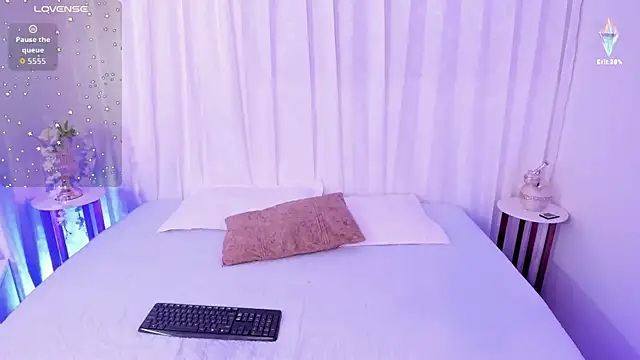 manyaa_ webcam