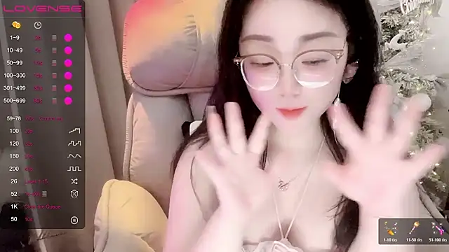 Monica-666888- webcam