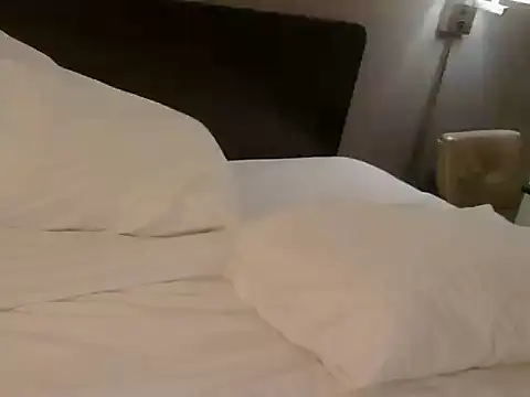 RosesRomeo webcam