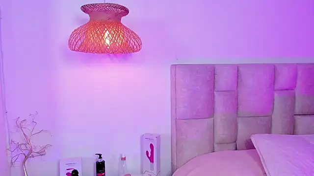 Vanessa_cruz_18 webcam