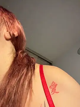 Sophia_LuxxX webcam