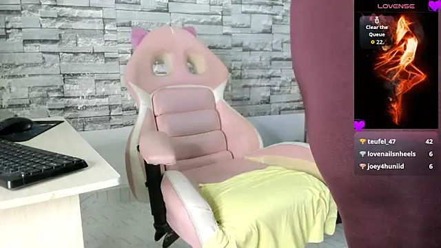 hot-timefun webcam