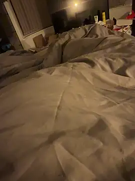 bigslong202019 live cam on StripChat