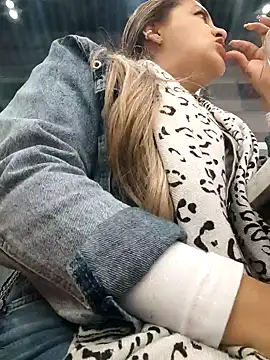 alana_69 (F young) - Take off bra +Open shirt+ Play boobs