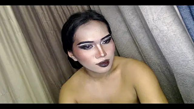 Hail_ur_Dominant webcam