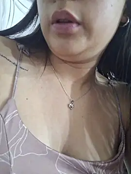 Isax_red webcam