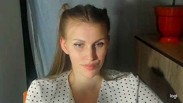JuliaMuuun webcam