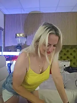 LadyTouch webcam