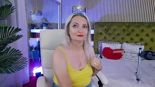 LadyTouch webcam