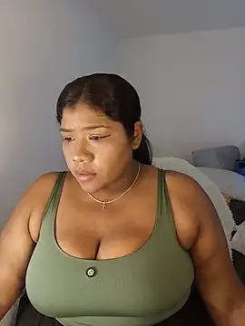 paola091 webcam