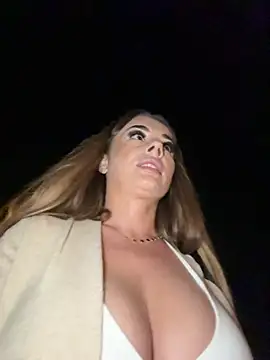 IsabellaEtthan's live cam