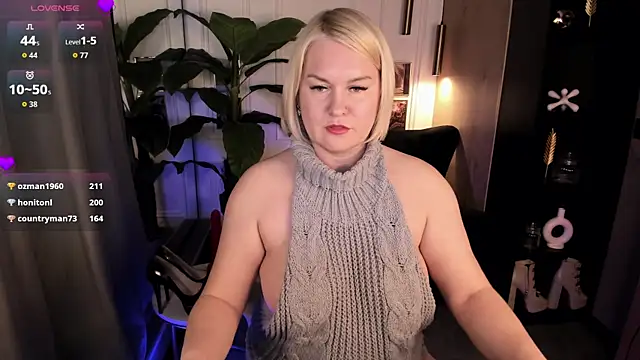 YolandaKiss webcam