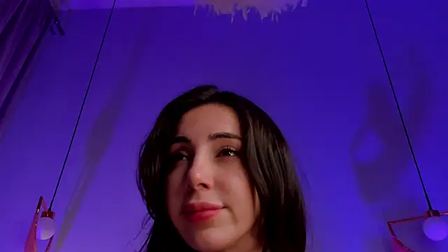 elsayoung - ElsaYoung's free webcam - UK Sex Cams
