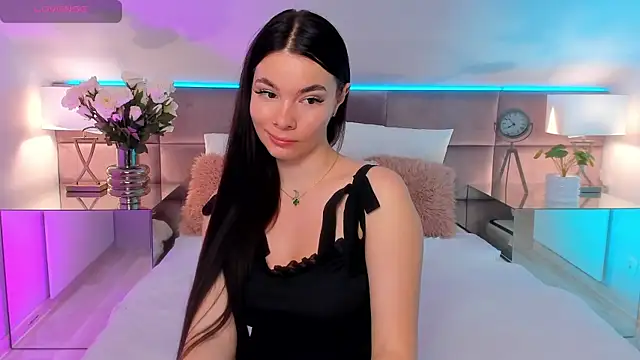 miamuse - MiaMuse's free webcam - UK Sex Cams