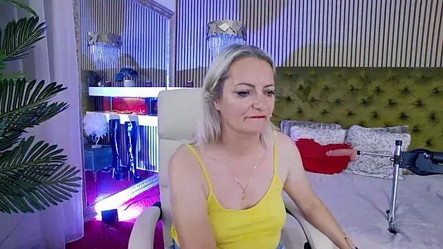 LadyTouch webcam