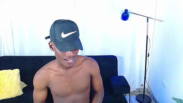 alexaandro18 webcam