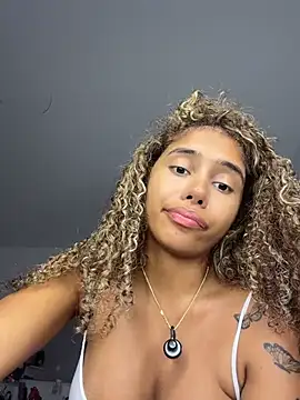 stormyy_
