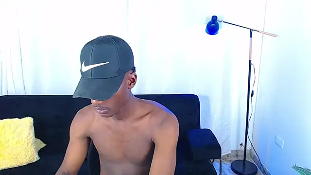 alexaandro18 webcam