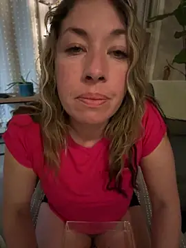 MiraKisss