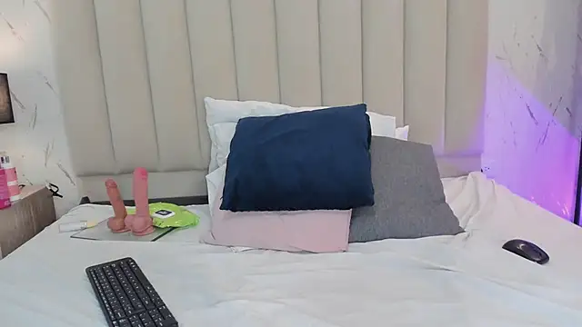 ViolettaRousee_ webcam