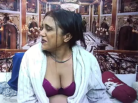 IndianSexyLady20 webcam