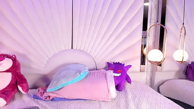 EmmaWilliam1 webcam