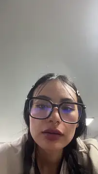 _Lucycherry webcam