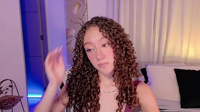 ChloeMoreti webcam