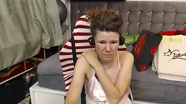 kellyterapy webcam