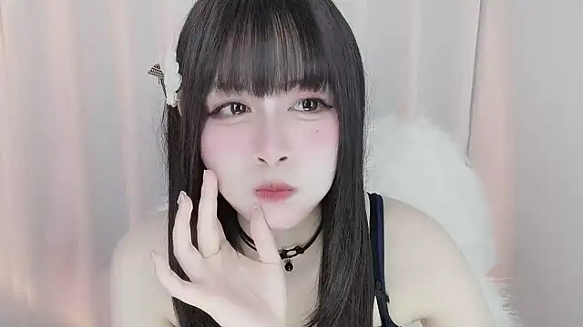 -zhuzhu-999- live cam on StripChat