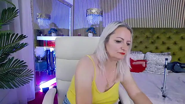 LadyTouch webcam