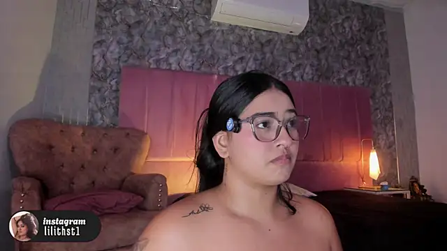 lilithst_ live cam on StripChat