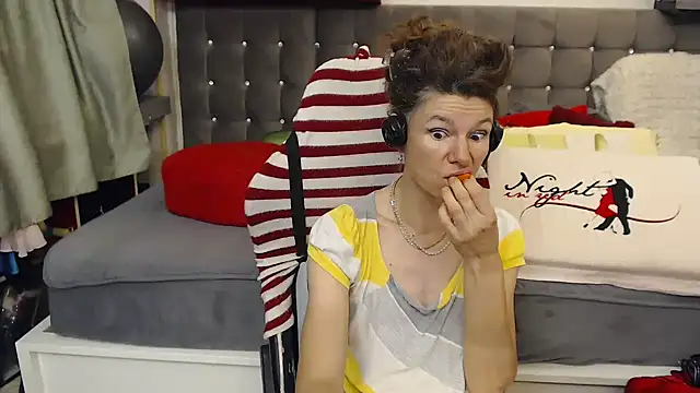 kellyterapy webcam