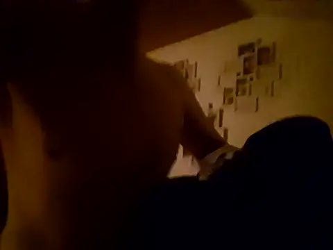 Kingclit1998 live cam on StripChat