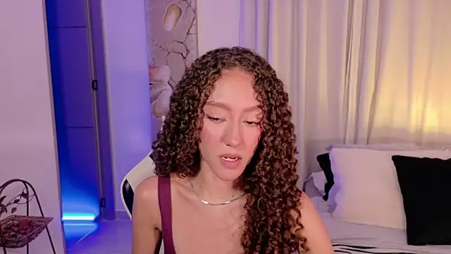 ChloeMoreti live sex cam