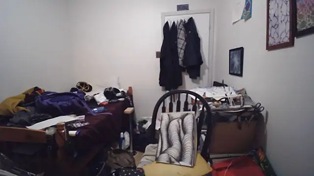 JohnnyMoves webcam