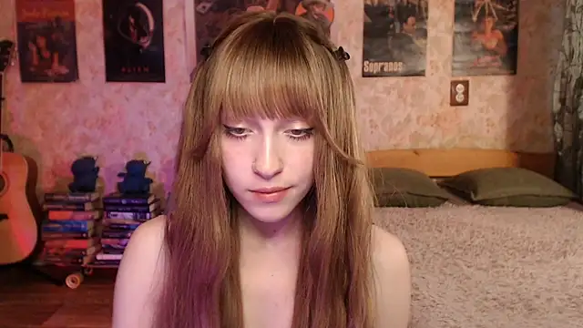 Friendly_Ellie webcam